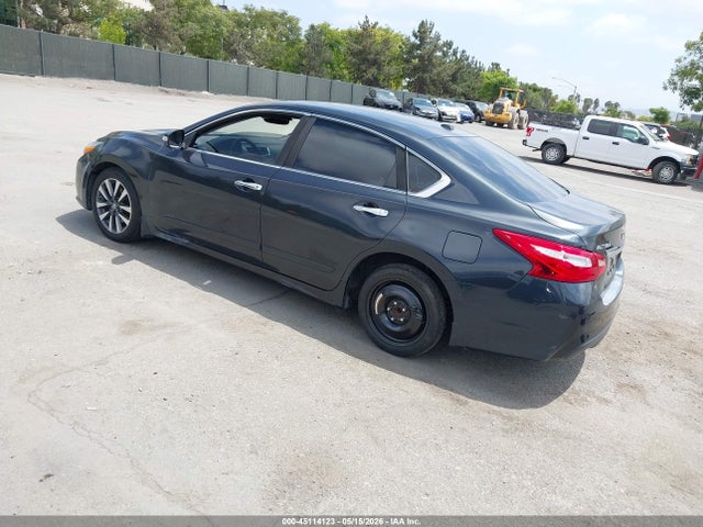 Nissan Altima 2.5 Sv