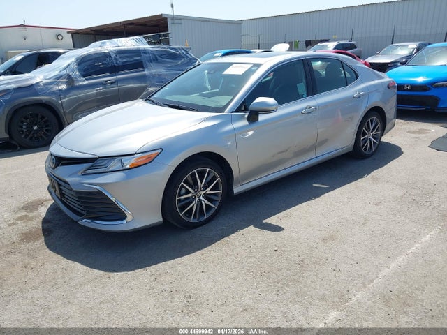 Toyota Camry Xle