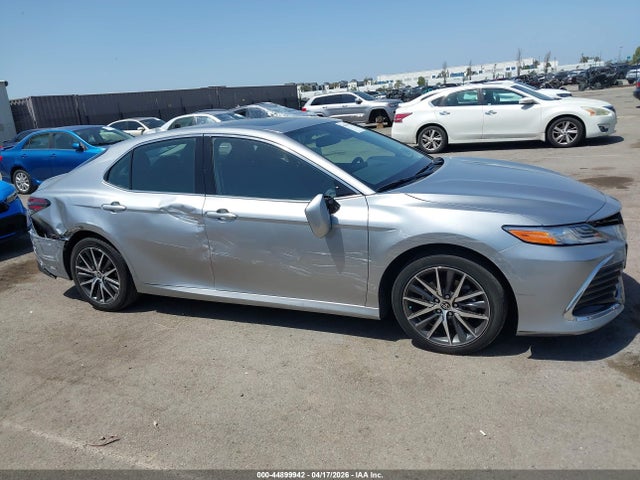 Toyota Camry Xle