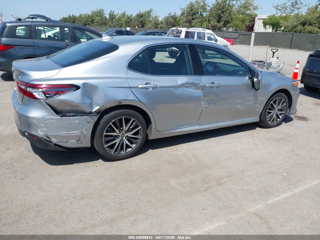 Toyota Camry Xle