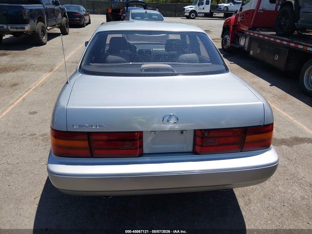 Lexus LS 400