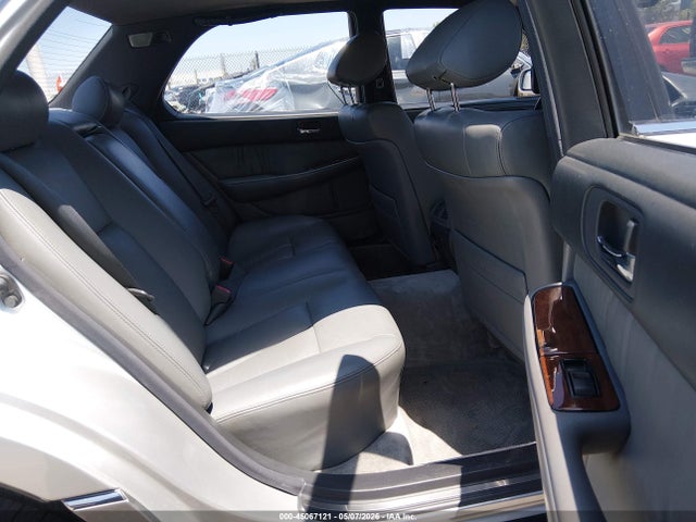 Lexus LS 400