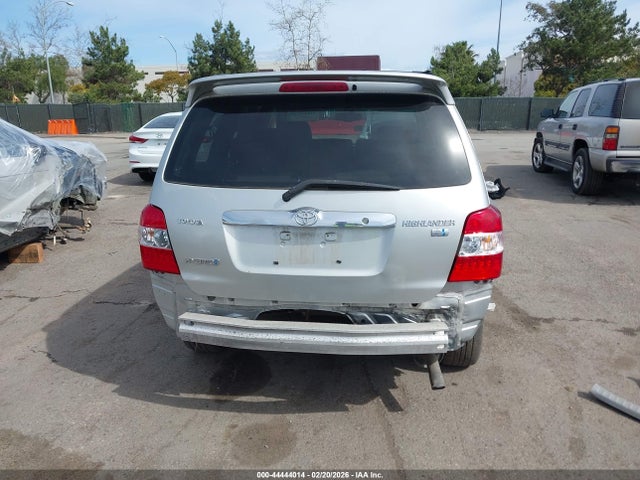 Toyota Highlander Limited V6