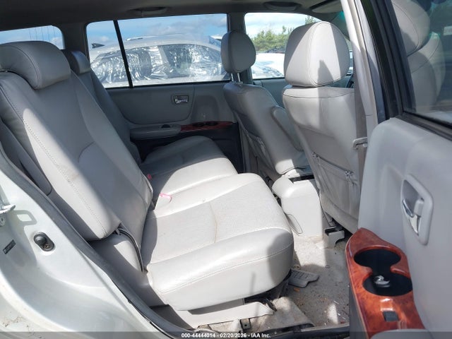 Toyota Highlander Limited V6