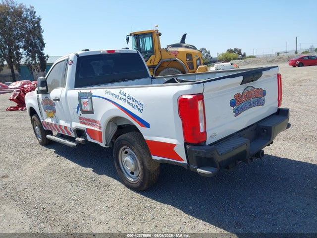 Ford F-250 Xl