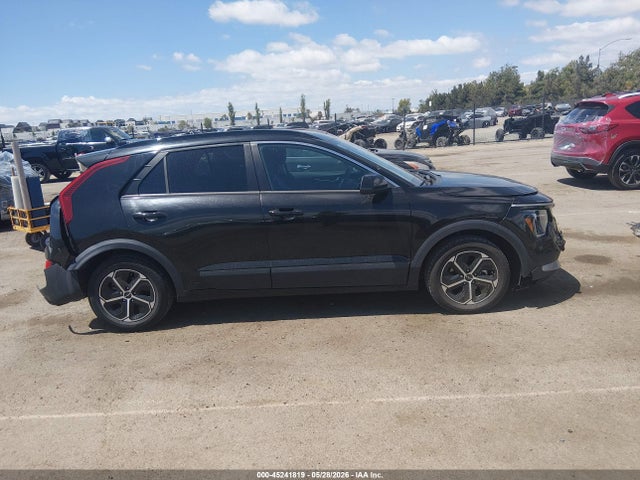 Kia Niro Lx
