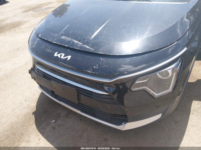 Kia Niro Lx