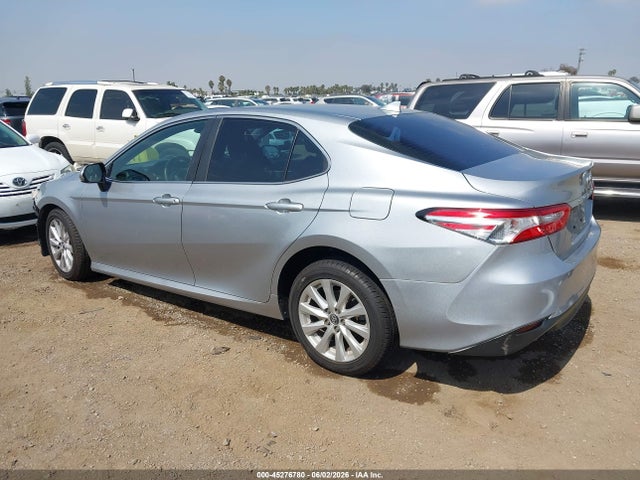 Toyota Camry Le