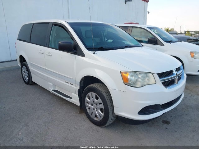 Salvage Dodge Grand Caravan Image