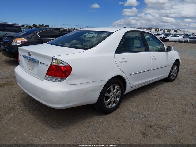 Toyota Camry Xle