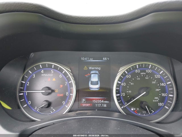 INFINITI Q50 Premium