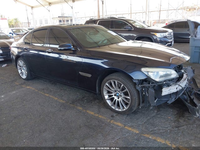 Salvage BMW 7 Series Image