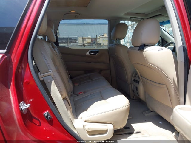 Nissan Pathfinder Platinum