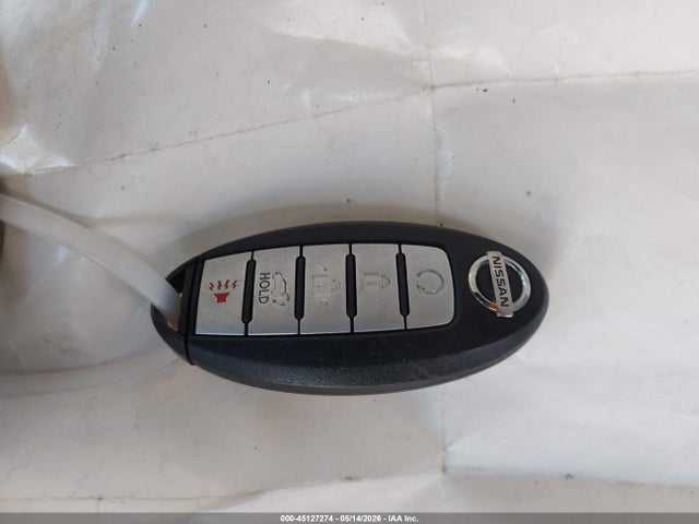 Nissan Pathfinder Platinum