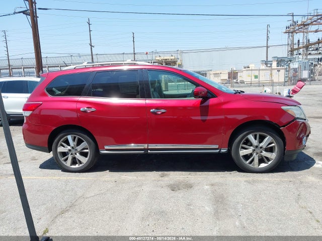 Nissan Pathfinder Platinum