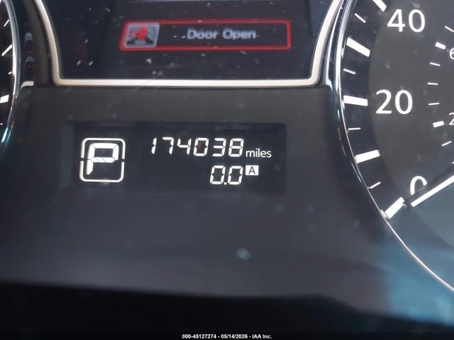 Nissan Pathfinder Platinum