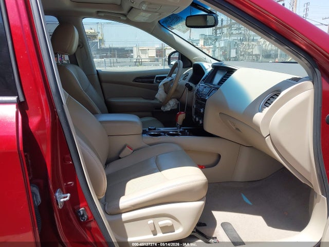 Nissan Pathfinder Platinum