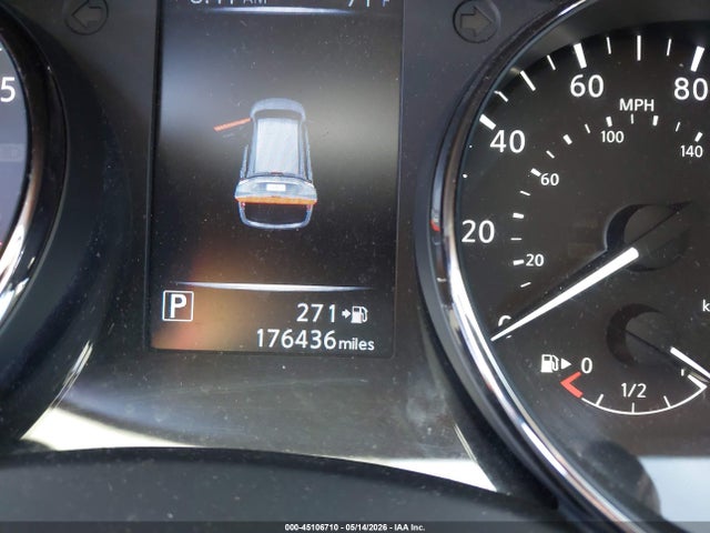 Nissan Rogue Sv