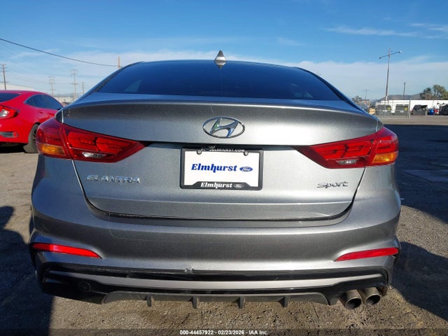 Hyundai ELANTRA Sport