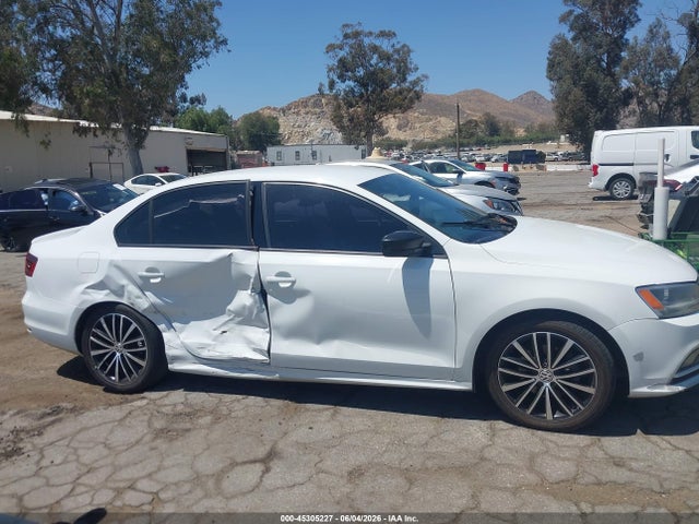 Volkswagen Jetta 1.8t Sport