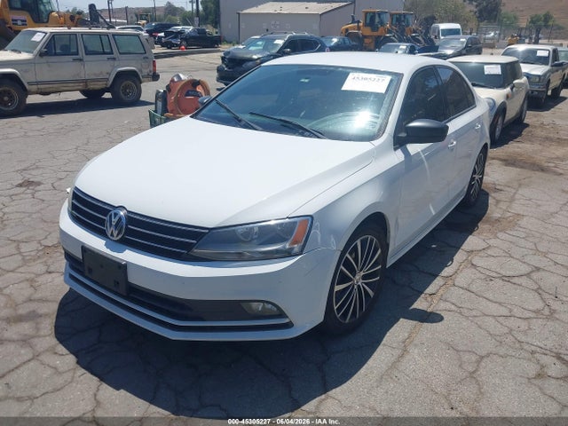 Volkswagen Jetta 1.8t Sport