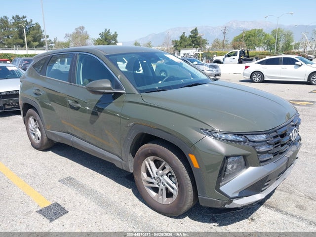 Salvage Hyundai TUCSON Image