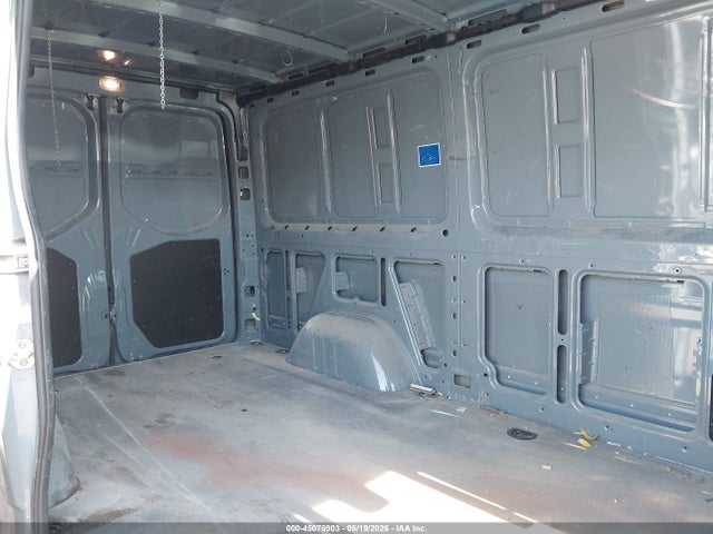 Mercedes-Benz Sprinter 1500 Standard Roof 4-cyl Gas