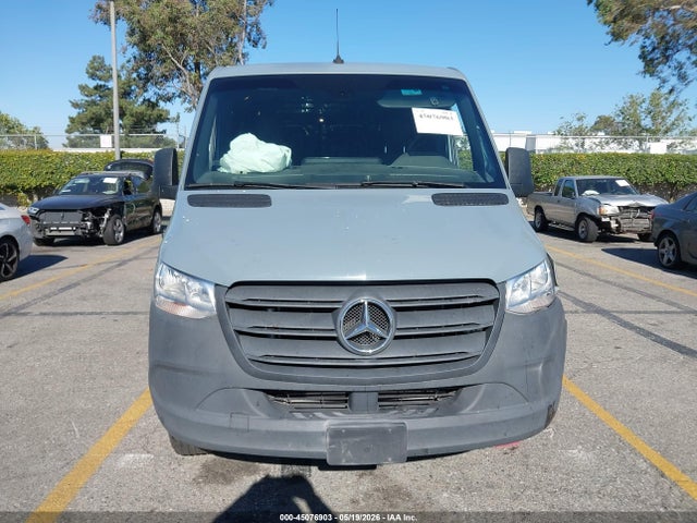 Mercedes-Benz Sprinter 1500 Standard Roof 4-cyl Gas