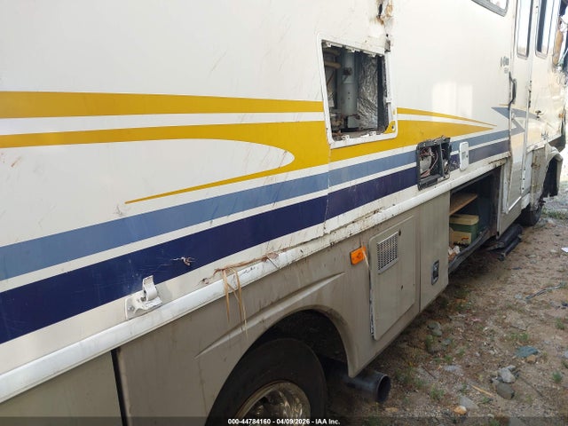 Workhorse Custom Chassis Motorhome Chassis W22