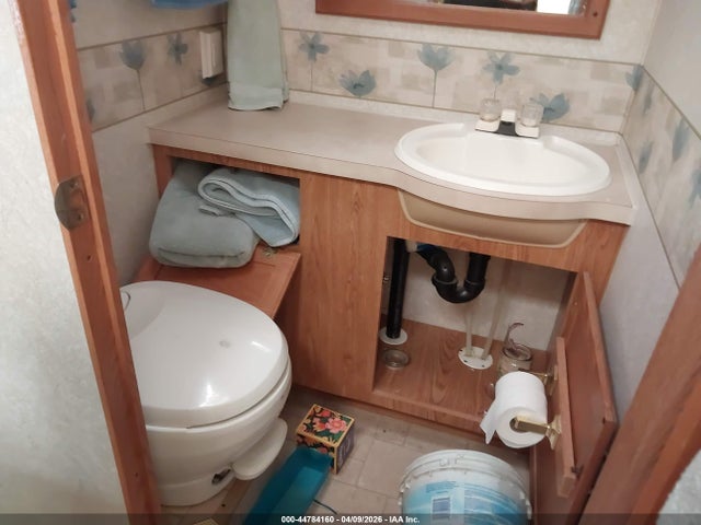 Workhorse Custom Chassis Motorhome Chassis W22