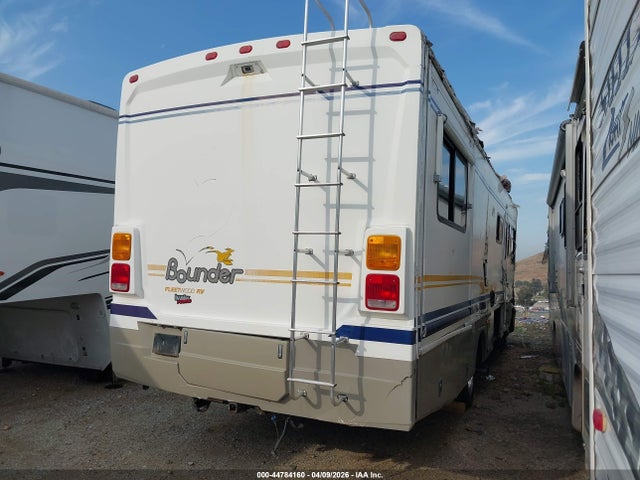 Workhorse Custom Chassis Motorhome Chassis W22