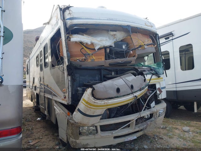 Salvage Workhorse Custom Chassis Motorhome Chassis Image