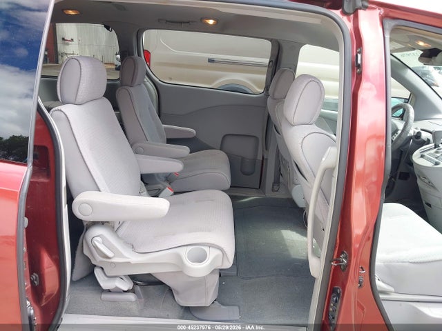 Nissan Quest 3.5