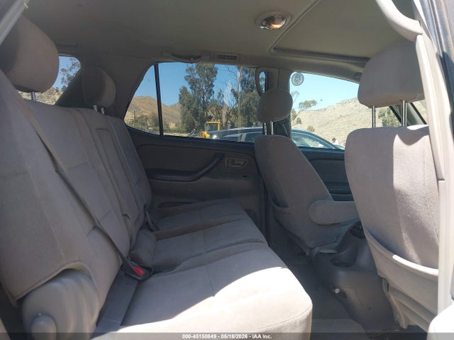 Toyota Sequoia Sr5 V8