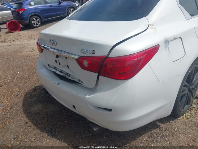 INFINITI Q50 Sport