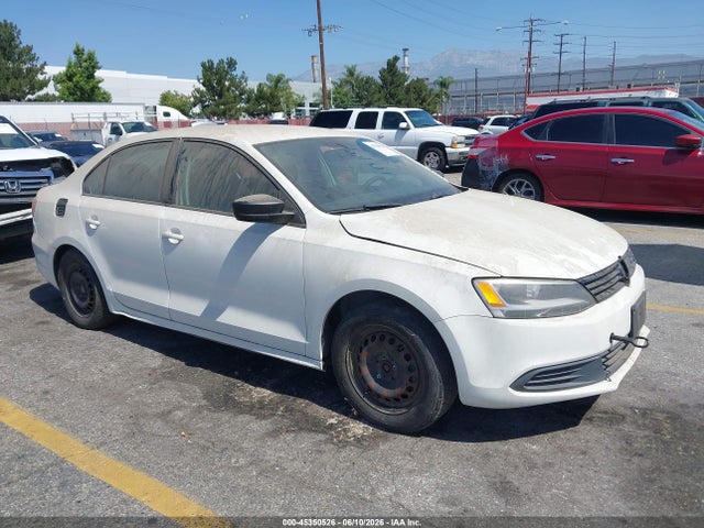 Salvage Volkswagen Jetta Image
