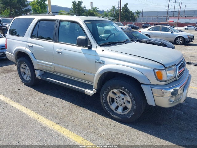 Salvage Toyota 4Runner Image