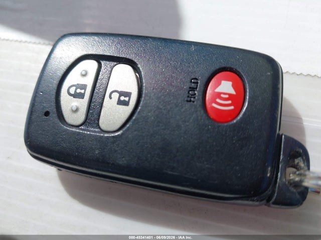 Toyota Prius Three