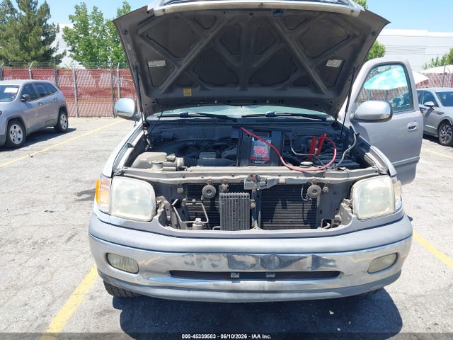 Toyota Tundra Sr5 V8