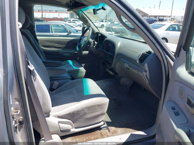 Toyota Tundra Sr5 V8