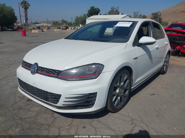 Volkswagen Golf 2.0t S 4-door