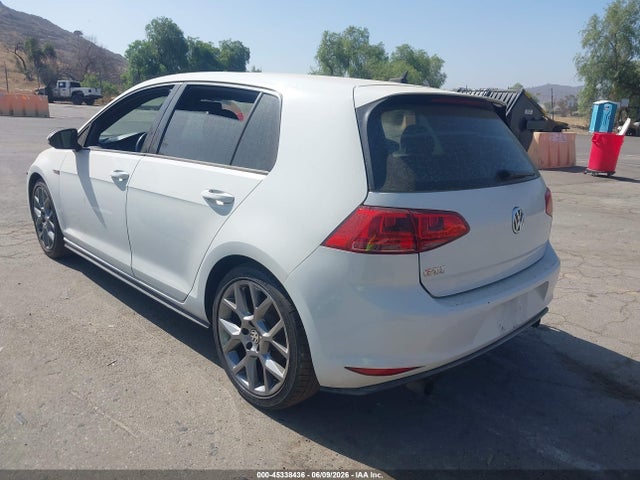 Volkswagen Golf 2.0t S 4-door
