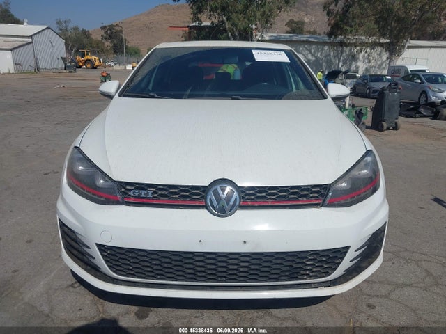 Volkswagen Golf 2.0t S 4-door