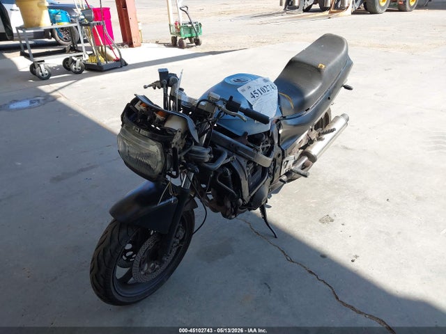 Suzuki Gsx750 F