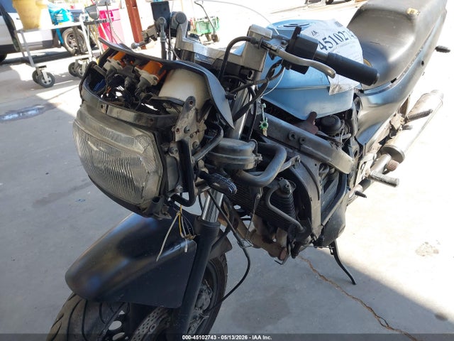 Suzuki Gsx750 F