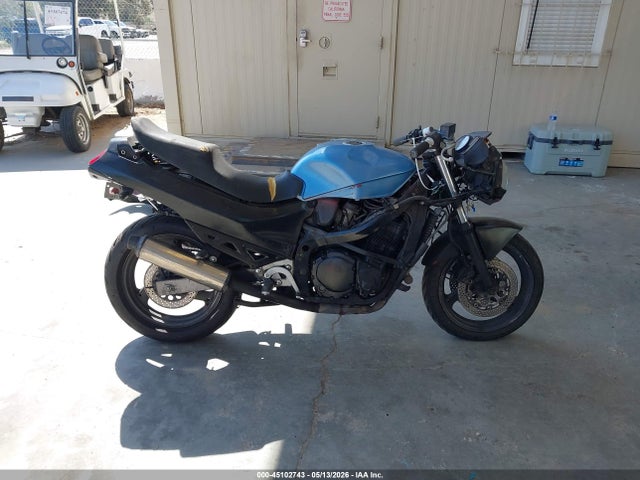 Suzuki Gsx750 F