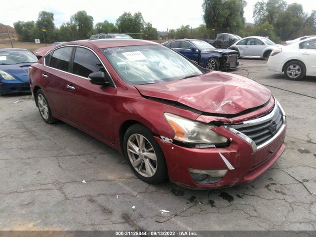 Salvage Nissan Altima Image