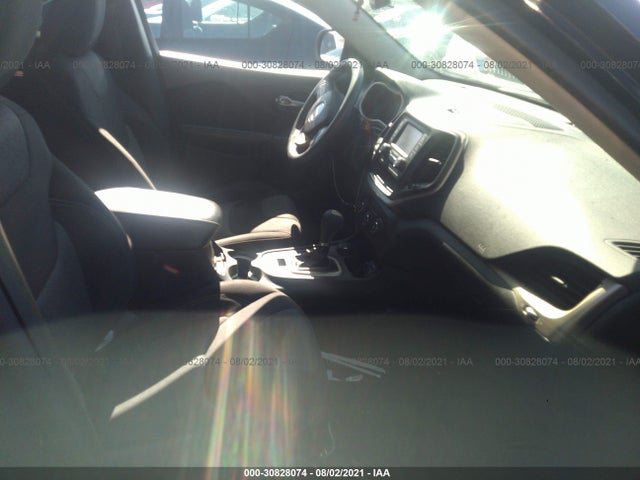 Jeep Cherokee Sport