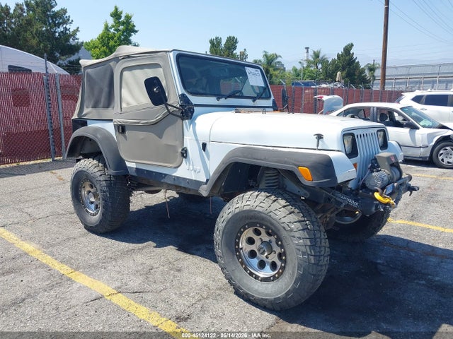 Salvage Jeep Wrangler Image