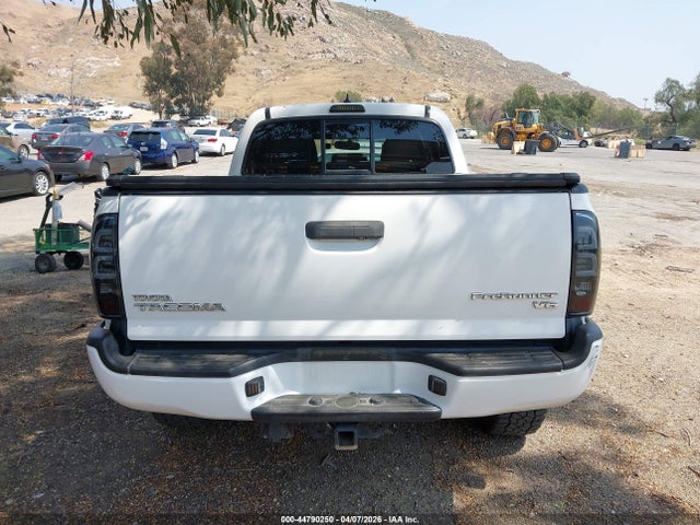 Toyota Tacoma Prerunner V6